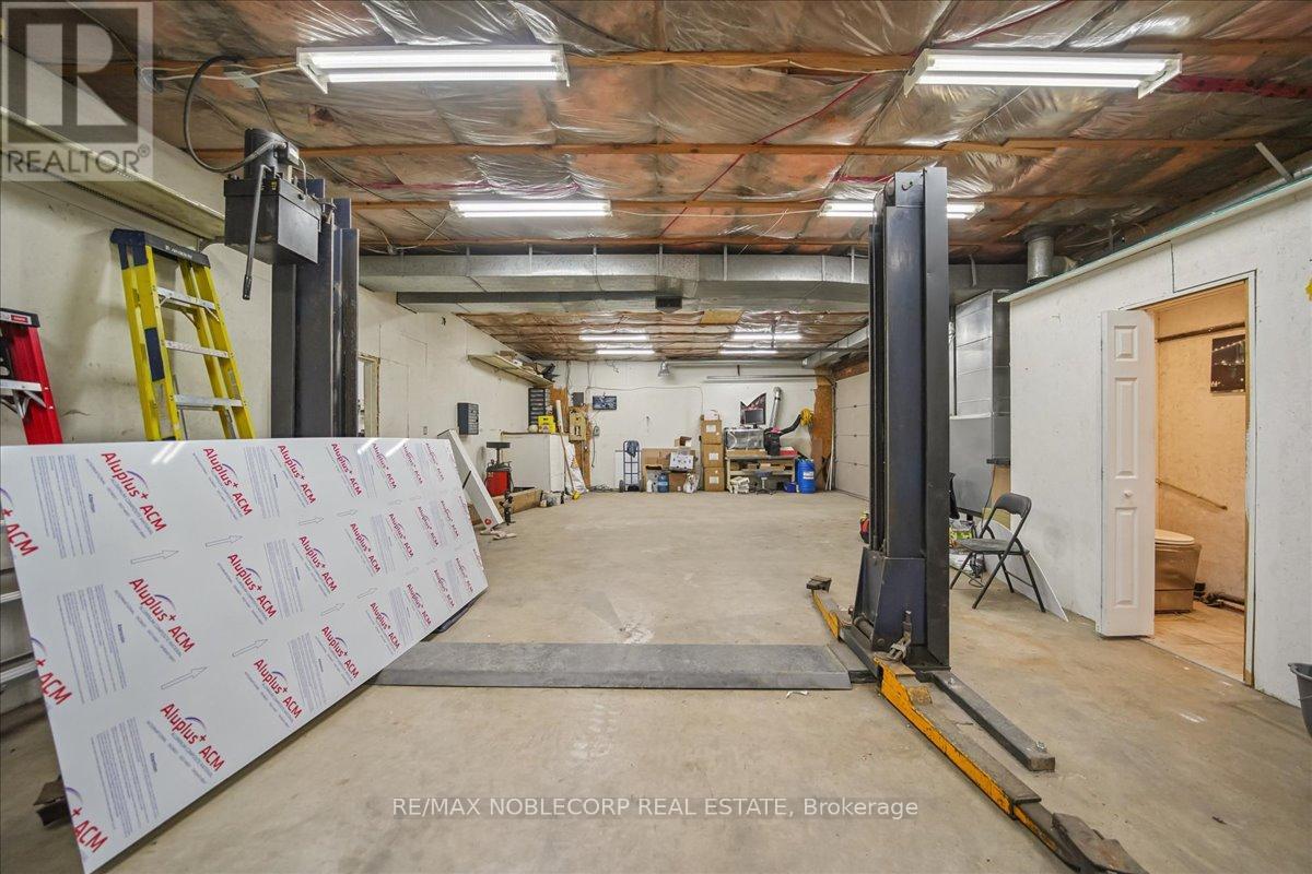 1945 10th Side Road, New Tecumseth, Ontario  L0G 1W0 - Photo 36 - N12905300