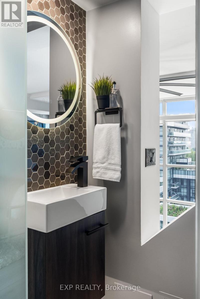 Ph416 - 300 Manitoba Street, Toronto, Ontario  M8Y 4G6 - Photo 19 - W12901646