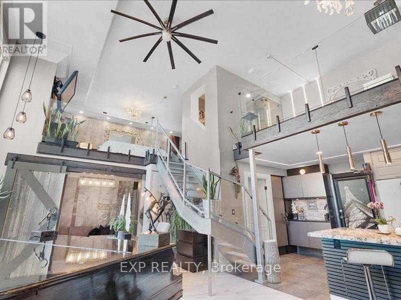 Ph416 - 300 Manitoba Street, Toronto, Ontario  M8Y 4G6 - Photo 4 - W12901646