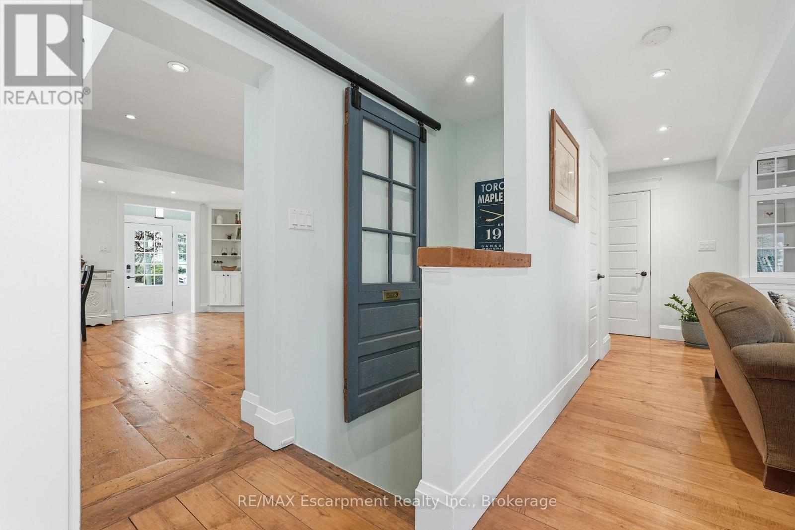 228 Mill Street N, Hamilton, Ontario  L0R 2H0 - Photo 12 - X12905174