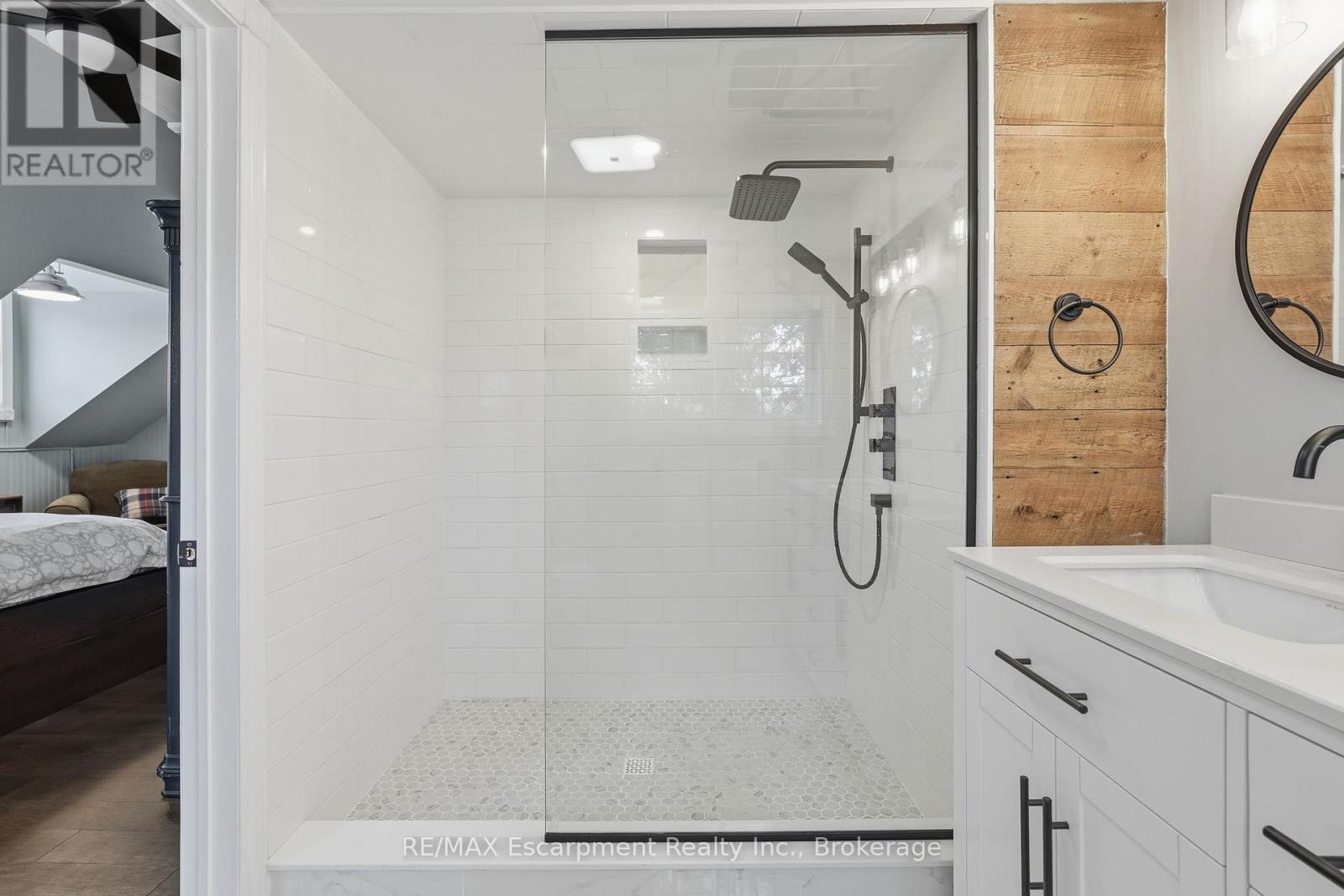 228 Mill Street N, Hamilton, Ontario  L0R 2H0 - Photo 26 - X12905174