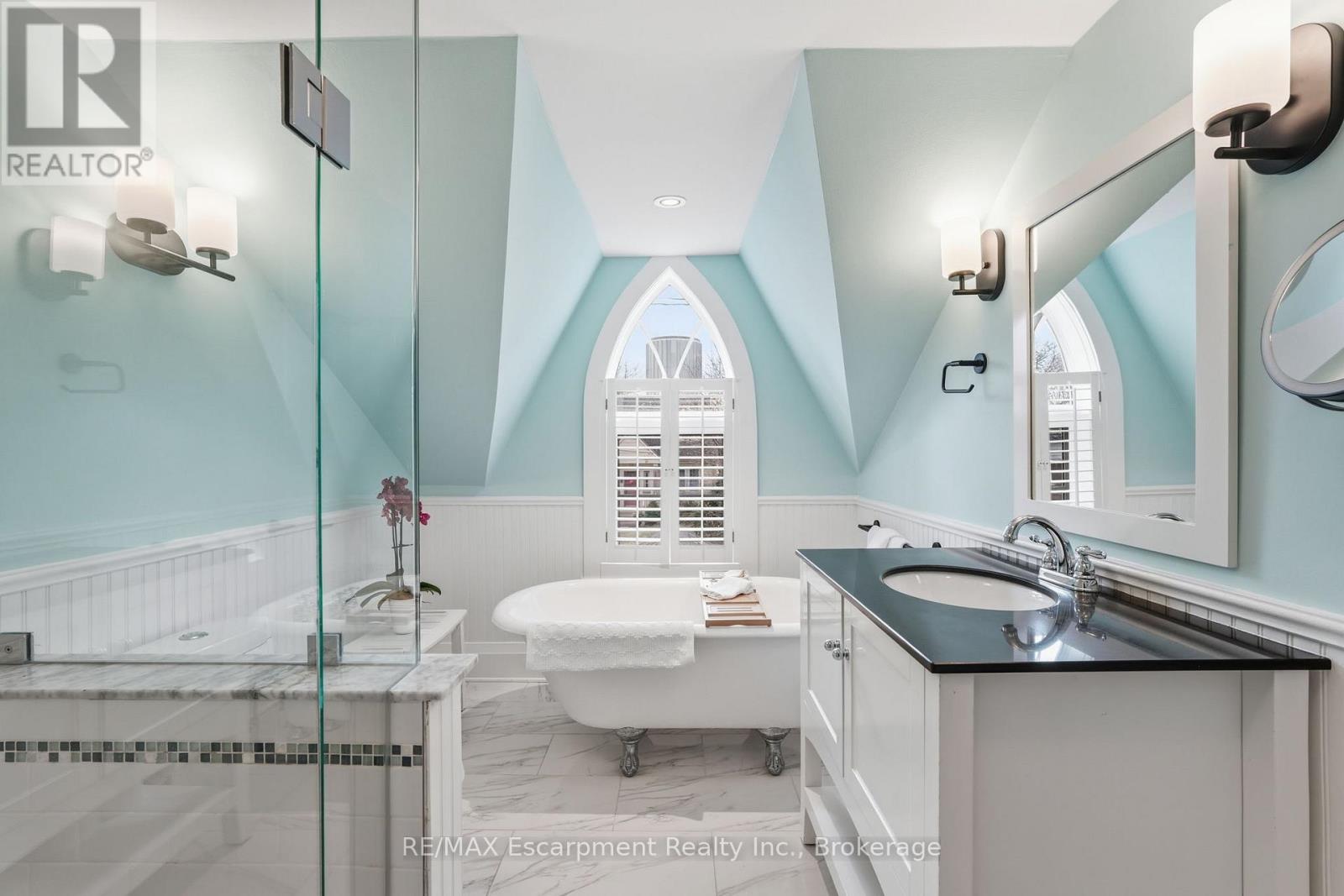 228 Mill Street N, Hamilton, Ontario  L0R 2H0 - Photo 31 - X12905174