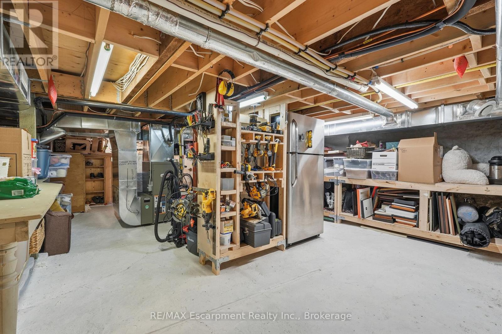 228 Mill Street N, Hamilton, Ontario  L0R 2H0 - Photo 34 - X12905174