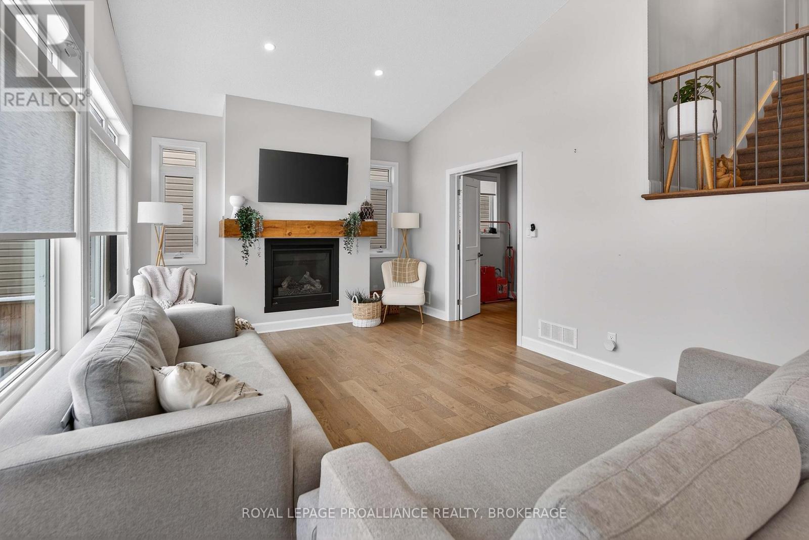 680 Halloway Drive, Kingston, Ontario  K7K 0H4 - Photo 12 - X12902380