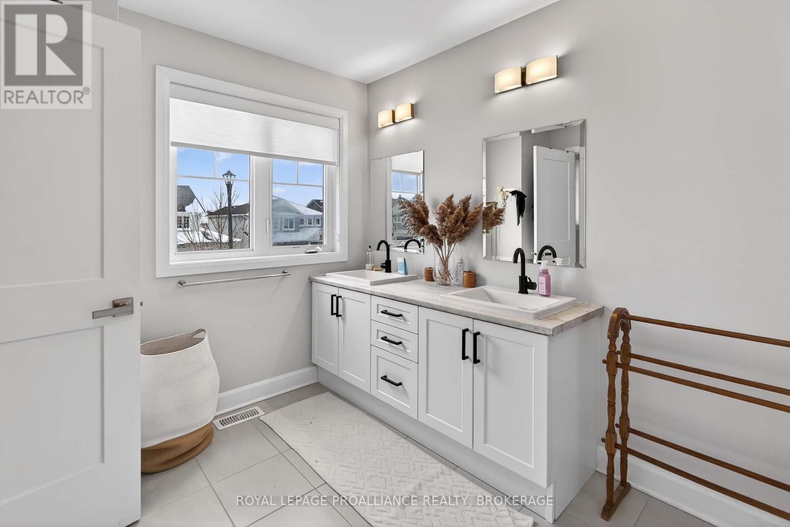 680 Halloway Drive, Kingston, Ontario  K7K 0H4 - Photo 25 - X12902380