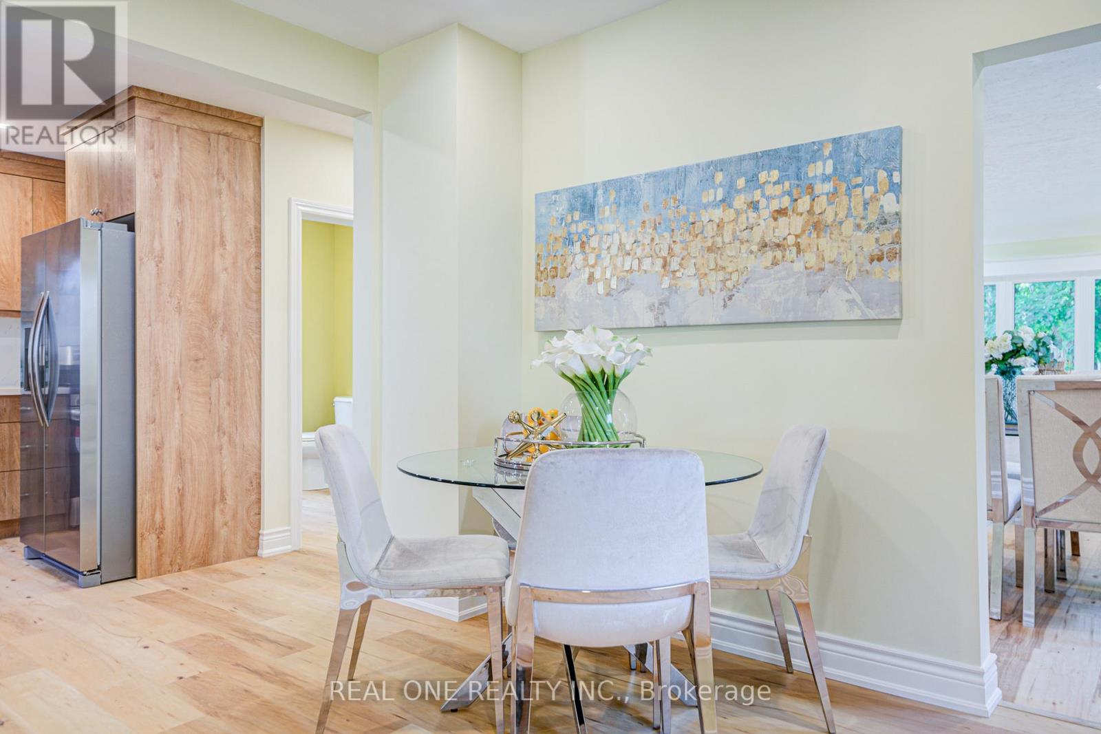 4052 Saint James Avenue, Niagara Falls, Ontario  L2E 6H6 - Photo 13 - X12905282