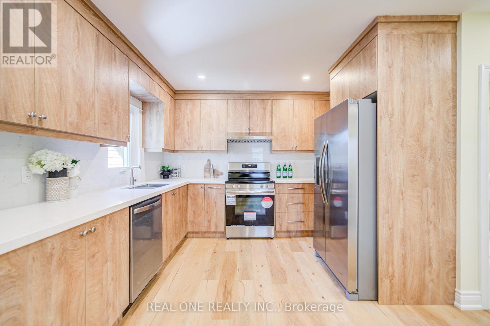 4052 Saint James Avenue, Niagara Falls, Ontario  L2E 6H6 - Photo 16 - X12905282