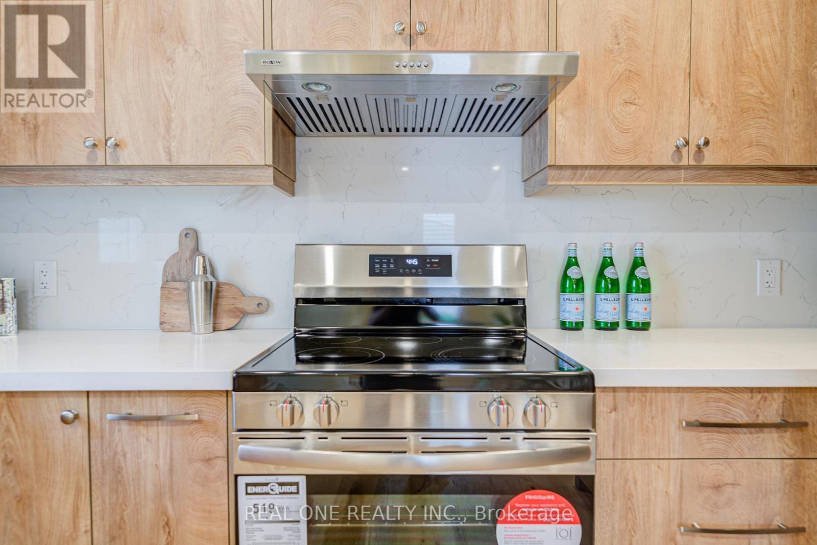 4052 Saint James Avenue, Niagara Falls, Ontario  L2E 6H6 - Photo 17 - X12905282