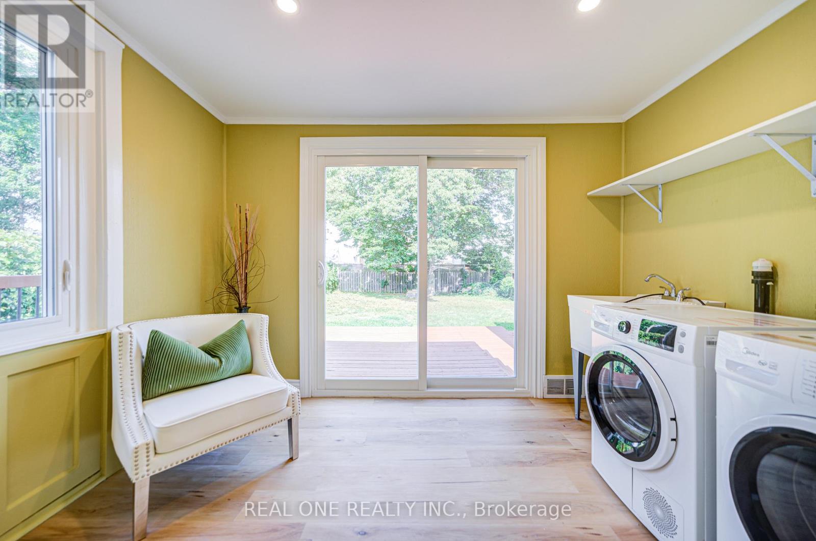 4052 Saint James Avenue, Niagara Falls, Ontario  L2E 6H6 - Photo 19 - X12905282