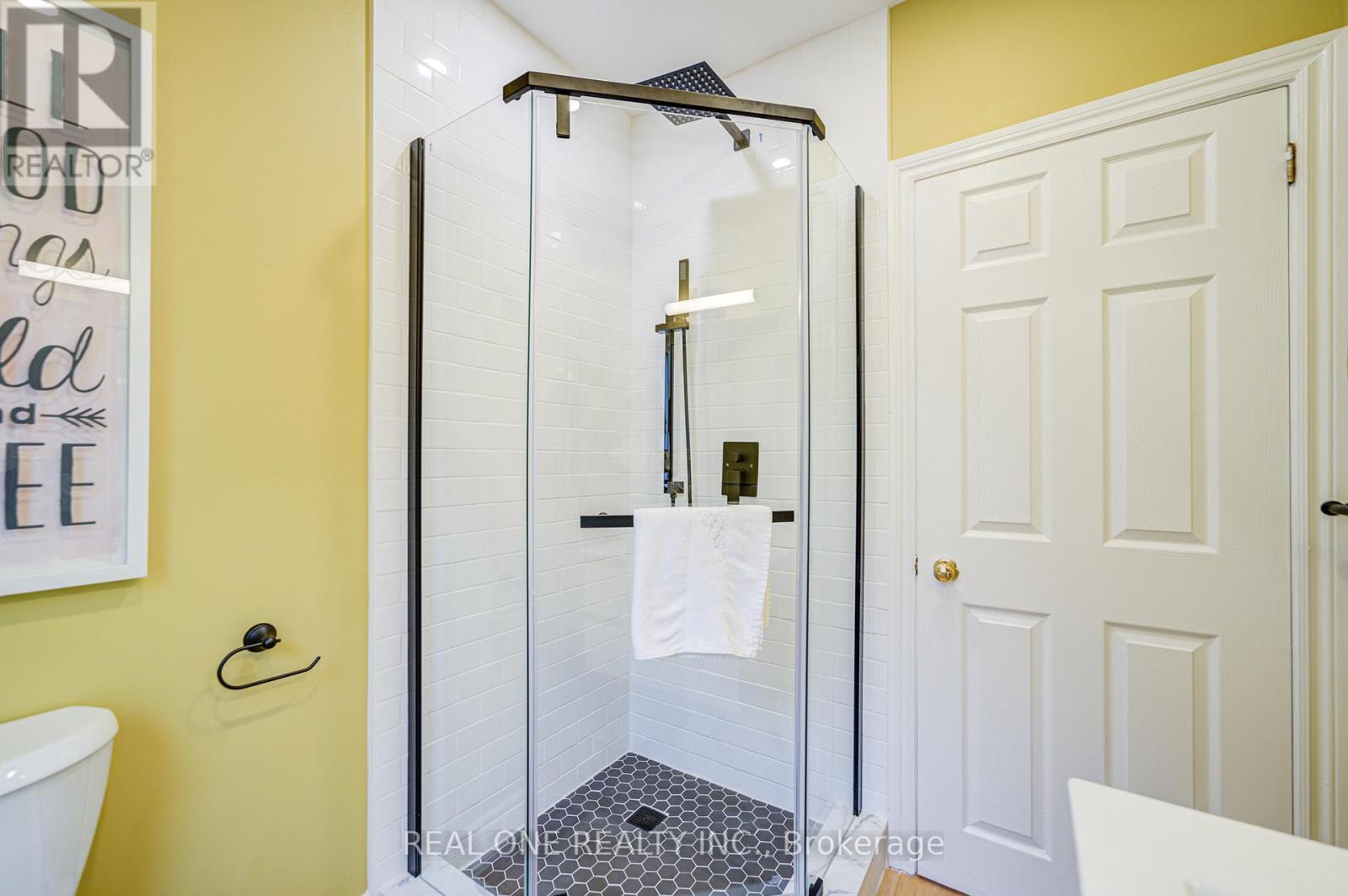 4052 Saint James Avenue, Niagara Falls, Ontario  L2E 6H6 - Photo 23 - X12905282