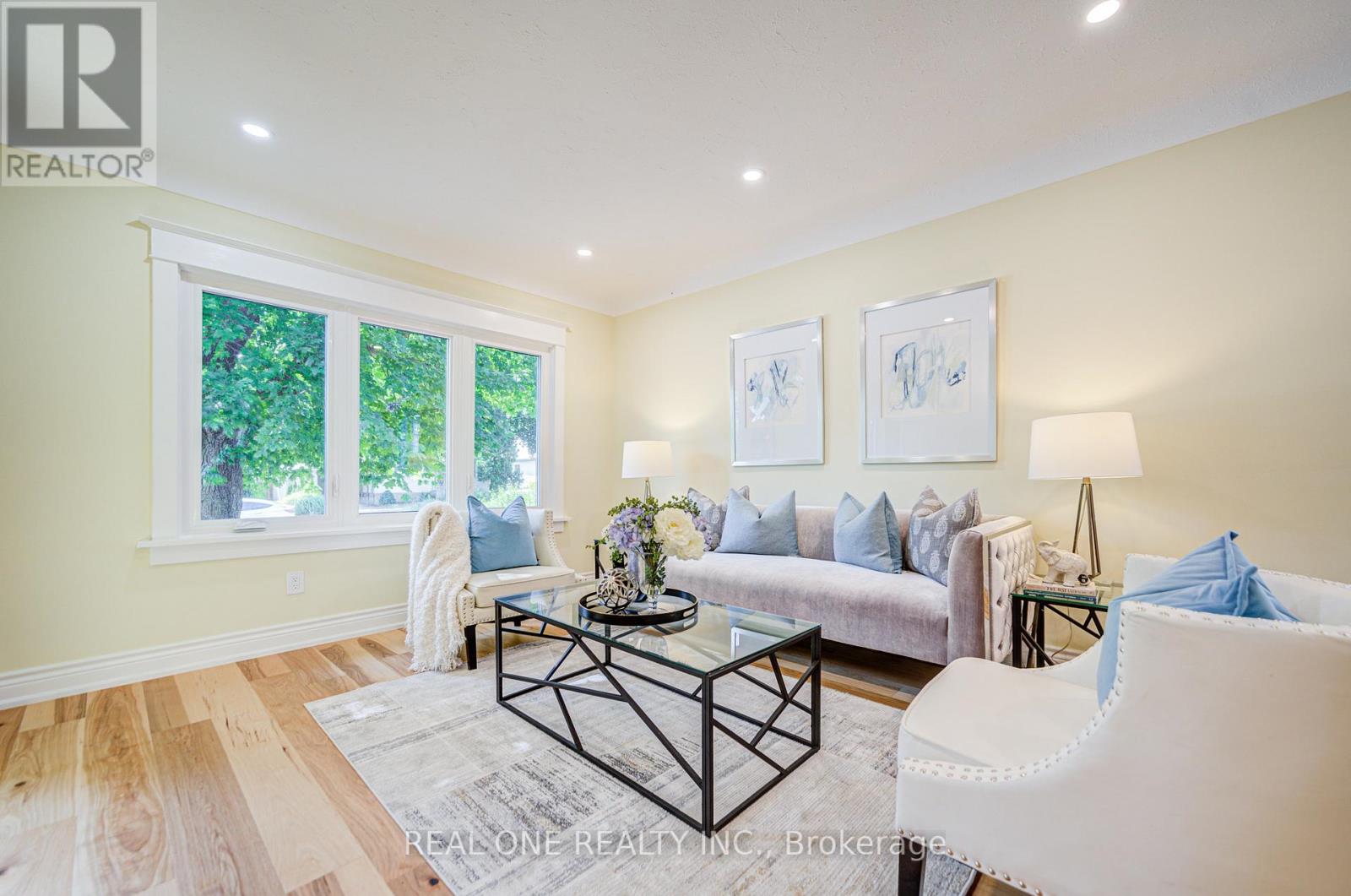 4052 Saint James Avenue, Niagara Falls, Ontario  L2E 6H6 - Photo 7 - X12905282