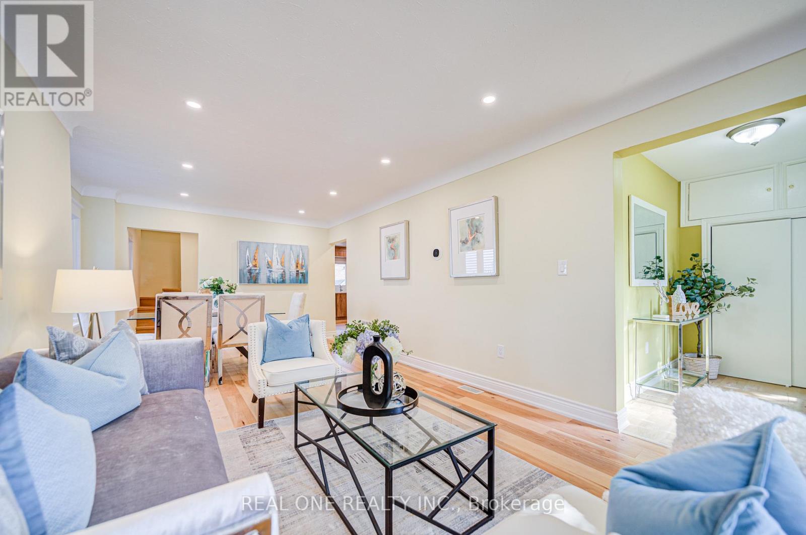 4052 Saint James Avenue, Niagara Falls, Ontario  L2E 6H6 - Photo 8 - X12905282