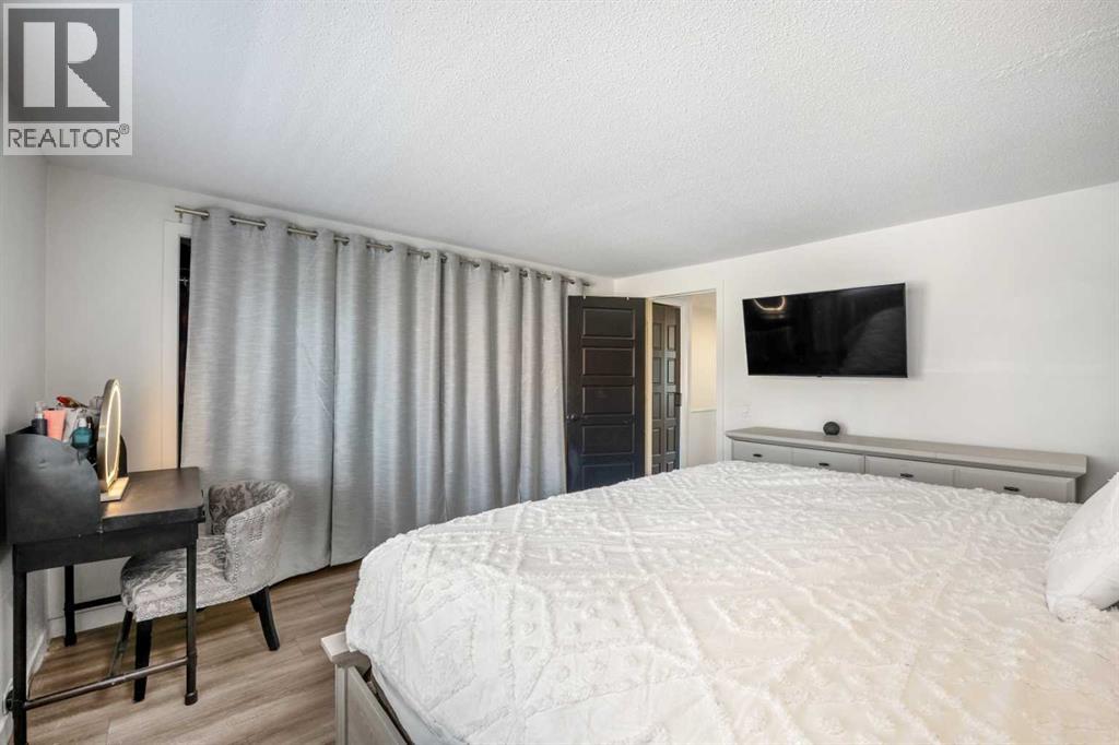 19, 330 Canterbury Drive Sw, Calgary, Alberta  T2W 1H6 - Photo 19 - A2292120