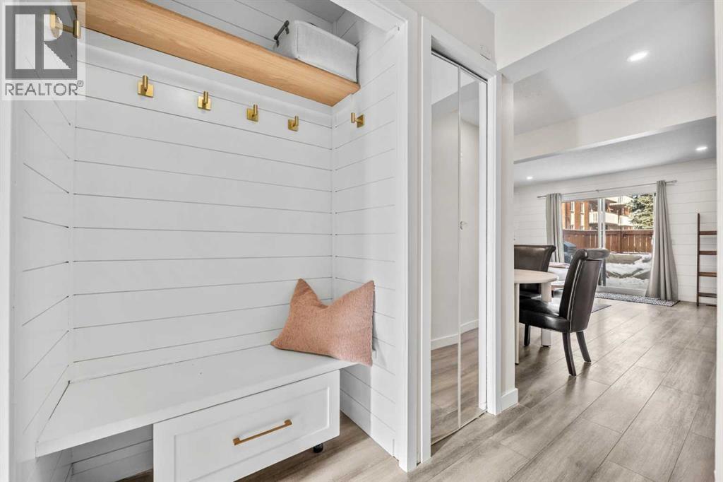 19, 330 Canterbury Drive Sw, Calgary, Alberta  T2W 1H6 - Photo 3 - A2292120