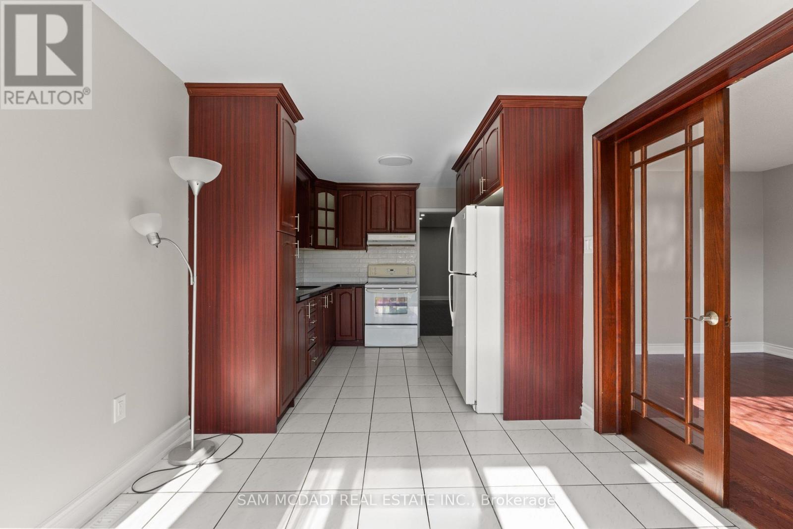 67 Blue Bonnet Drive, Brampton, Ontario  L6Y 4N3 - Photo 12 - W12898440