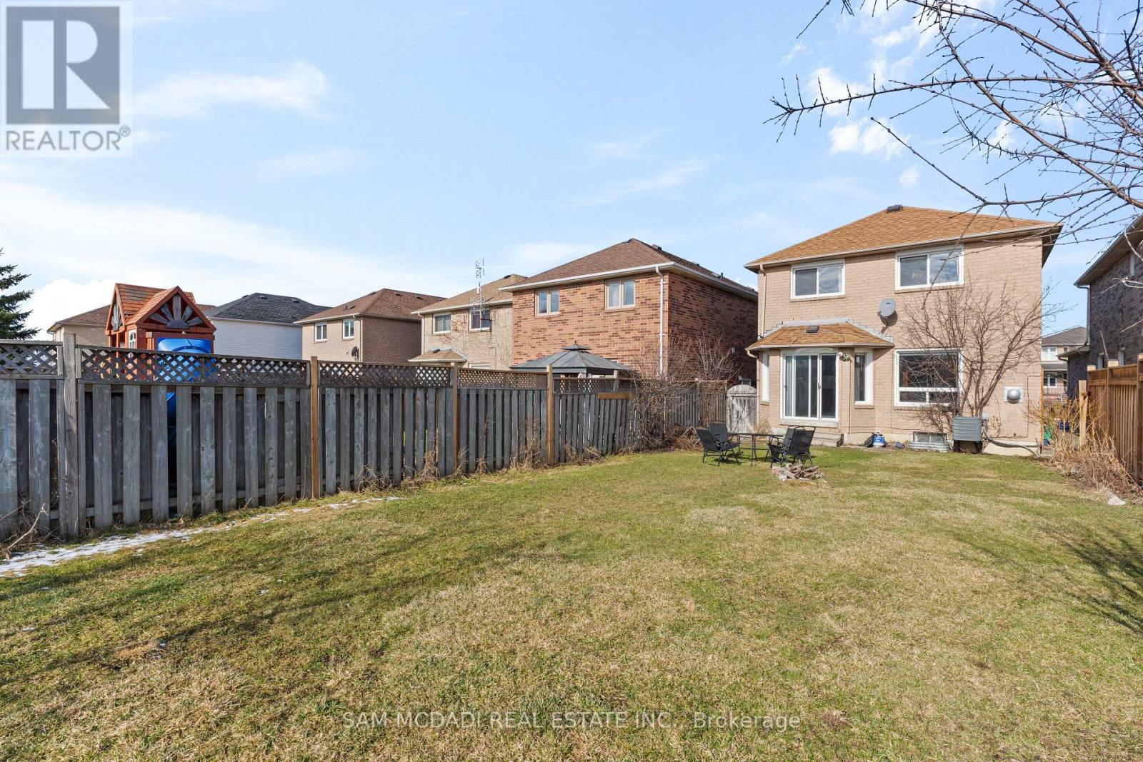67 Blue Bonnet Drive, Brampton, Ontario  L6Y 4N3 - Photo 31 - W12898440