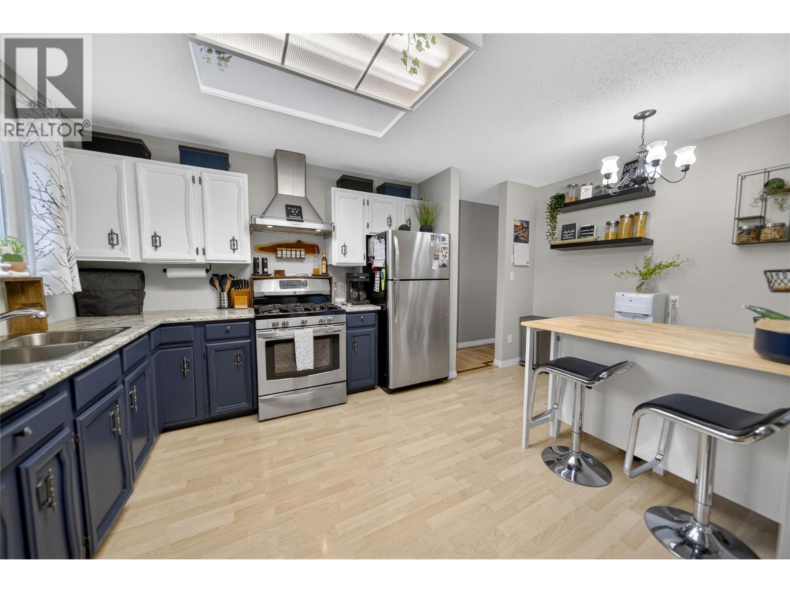 2617 3rd Street S, Cranbrook, British Columbia V1C 4W4 - Photo 2 - 10380037