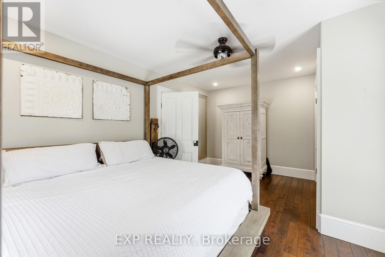 348 Massassauga Road, Prince Edward County, Ontario  K8N 4Z7 - Photo 19 - X12905432