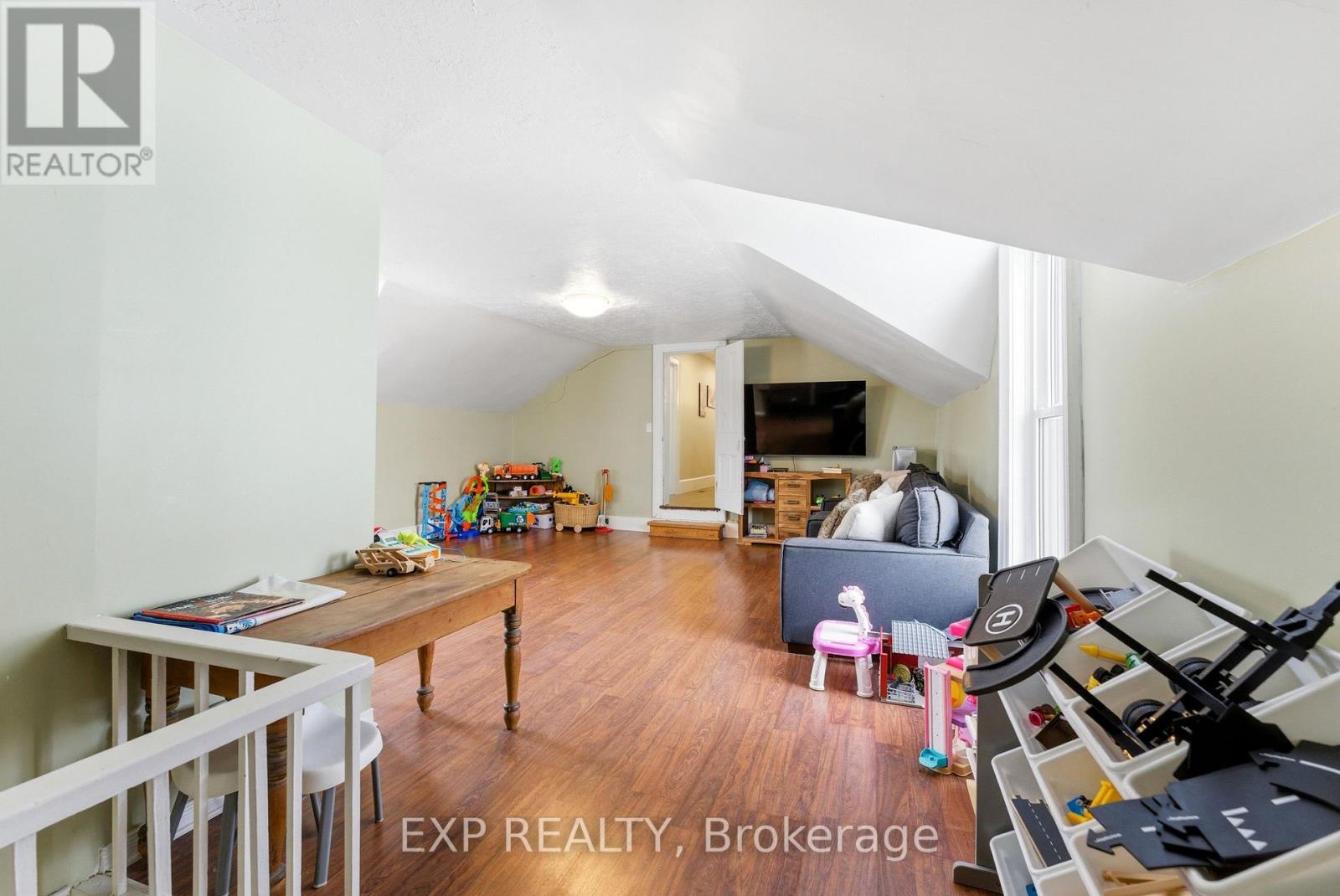 348 Massassauga Road, Prince Edward County, Ontario  K8N 4Z7 - Photo 28 - X12905432