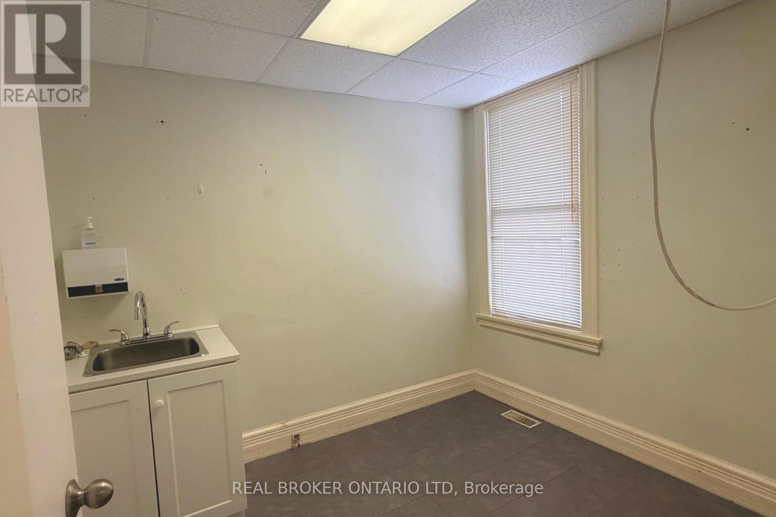 425-427 William Street, London East, Ontario  N6B 3E1 - Photo 31 - X12905428