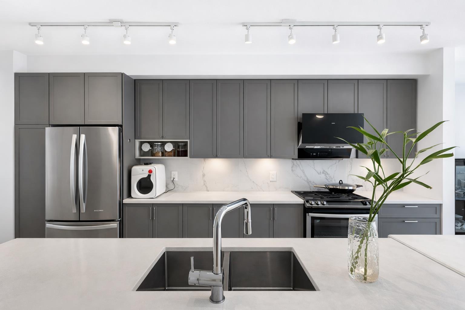 168 9718 161a Street, Surrey, British Columbia  V4N 6S7 - Photo 5 - R3101224