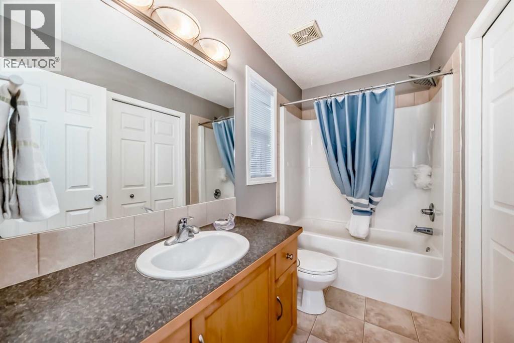 137 Luxstone Way SW, Airdrie, Alberta  T4B 3C2 - Photo 23 - A2291914