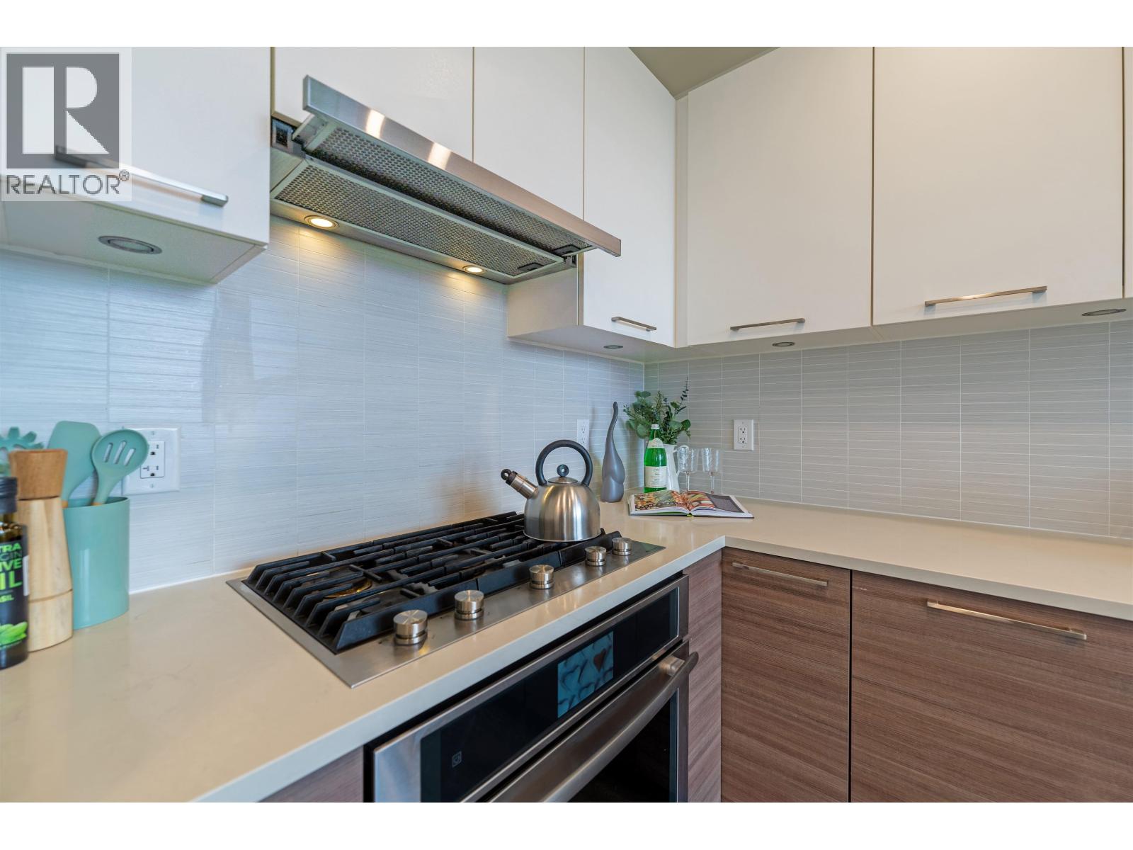 1 8599 River District Crossing, Vancouver, British Columbia V5S 0C7 - Photo 4 - R3101990