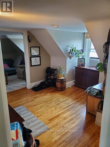 3 - 491 Mcleod Street, Ottawa, Ontario  K1R 5P7 - Photo 2 - X12905320