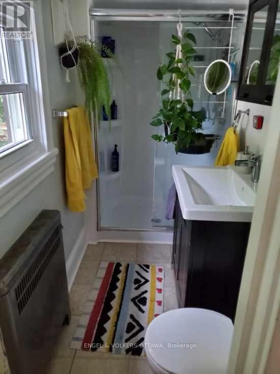 3 - 491 Mcleod Street, Ottawa, Ontario  K1R 5P7 - Photo 8 - X12905320