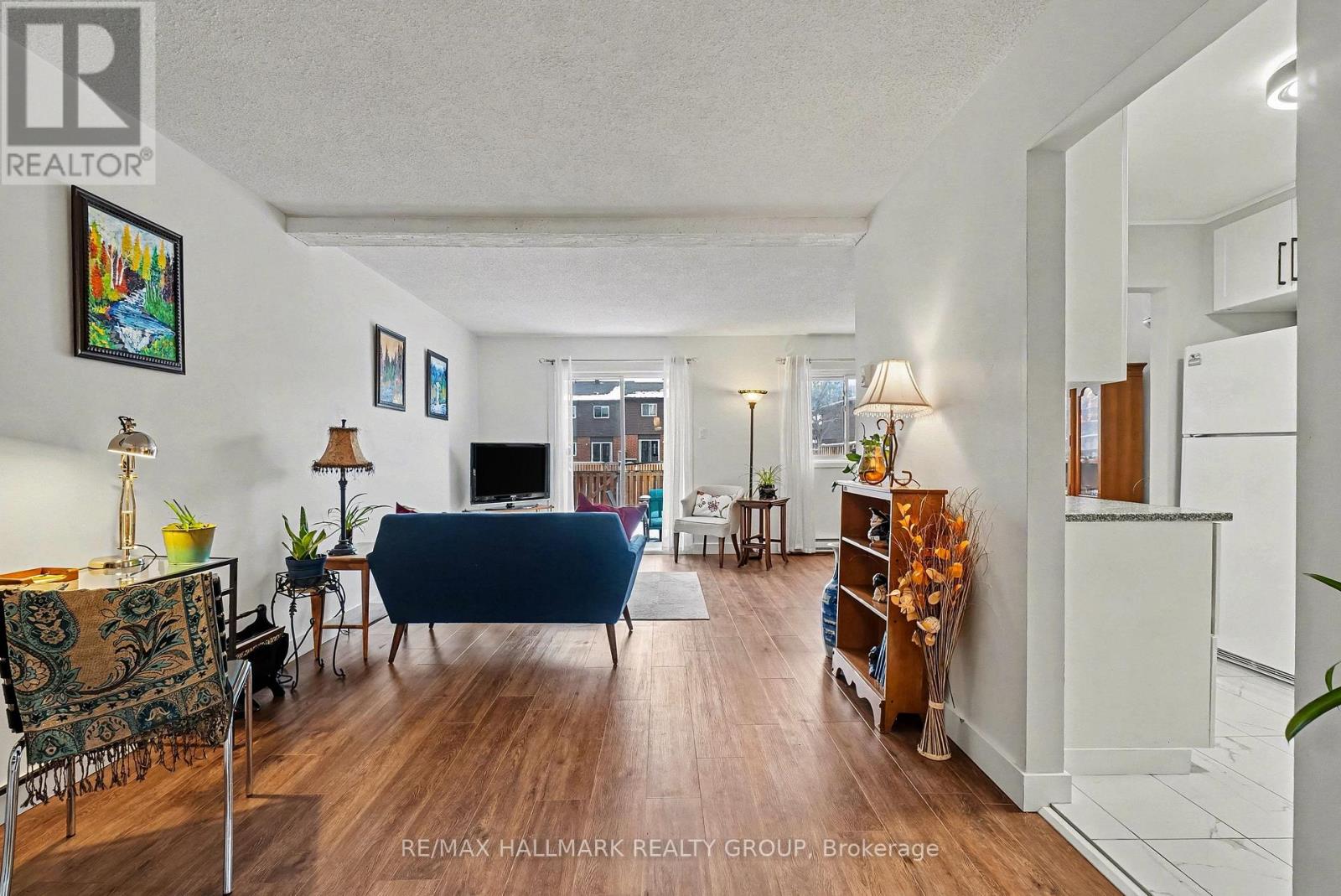 19 - 1542 Queensdale Avenue, Ottawa, Ontario  K1T 1R7 - Photo 6 - X12905358