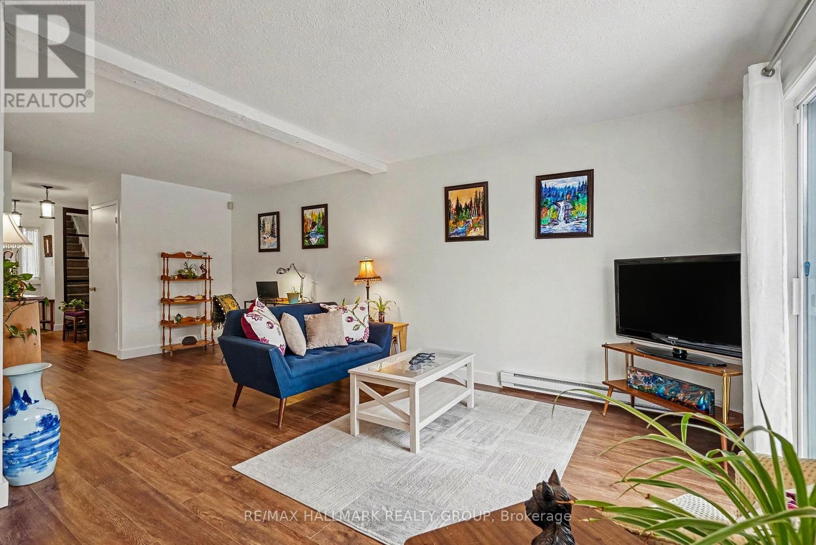 19 - 1542 Queensdale Avenue, Ottawa, Ontario  K1T 1R7 - Photo 8 - X12905358