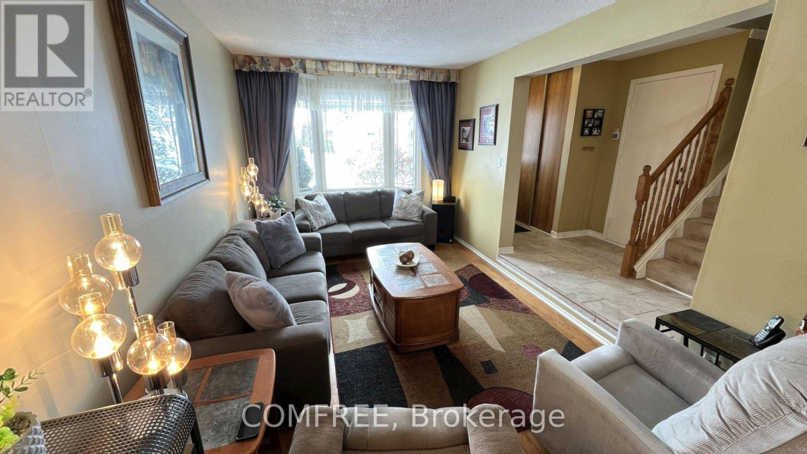 56 Fieldgate Drive, Ottawa, Ontario  K2J 1T9 - Photo 3 - X12905416