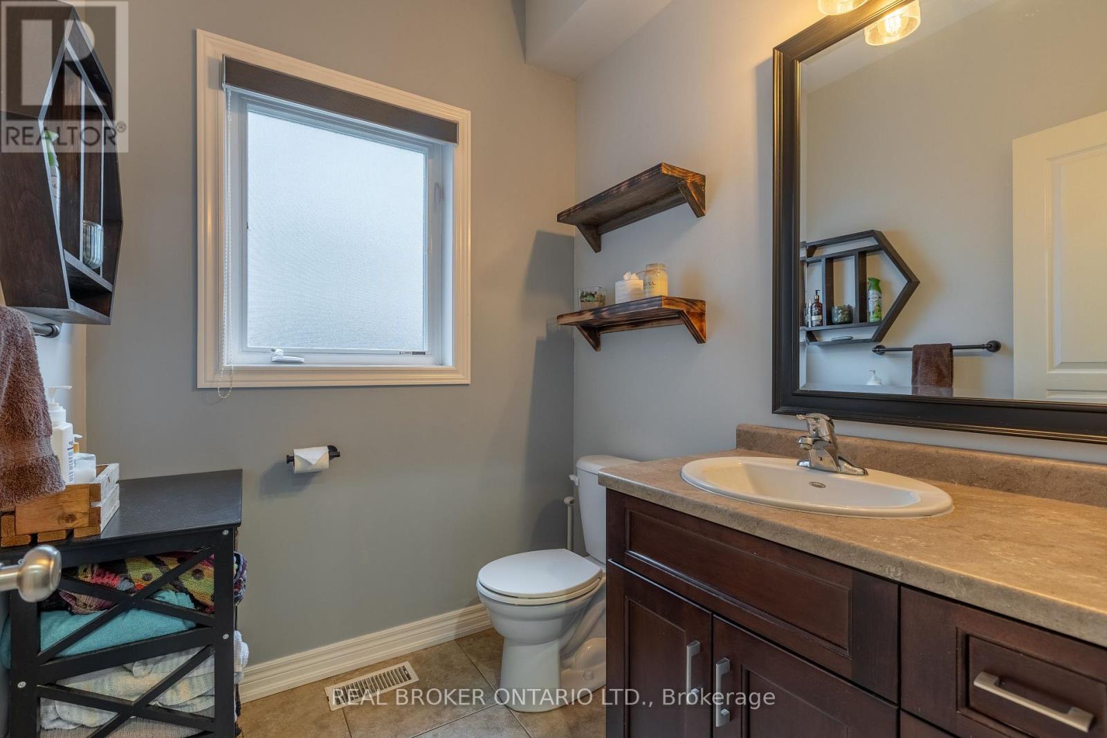 50 Gaiser Road, Welland, Ontario  L3C 0B5 - Photo 13 - X12905332