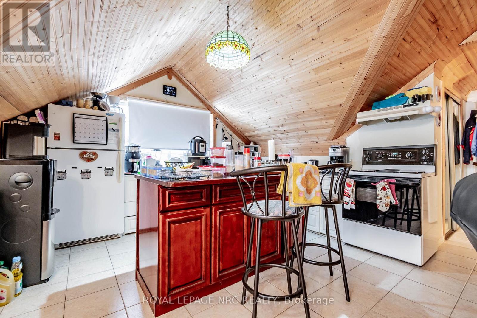 6490 Thorold Stone Road, Niagara Falls, Ontario  L2J 1B3 - Photo 12 - X12905350