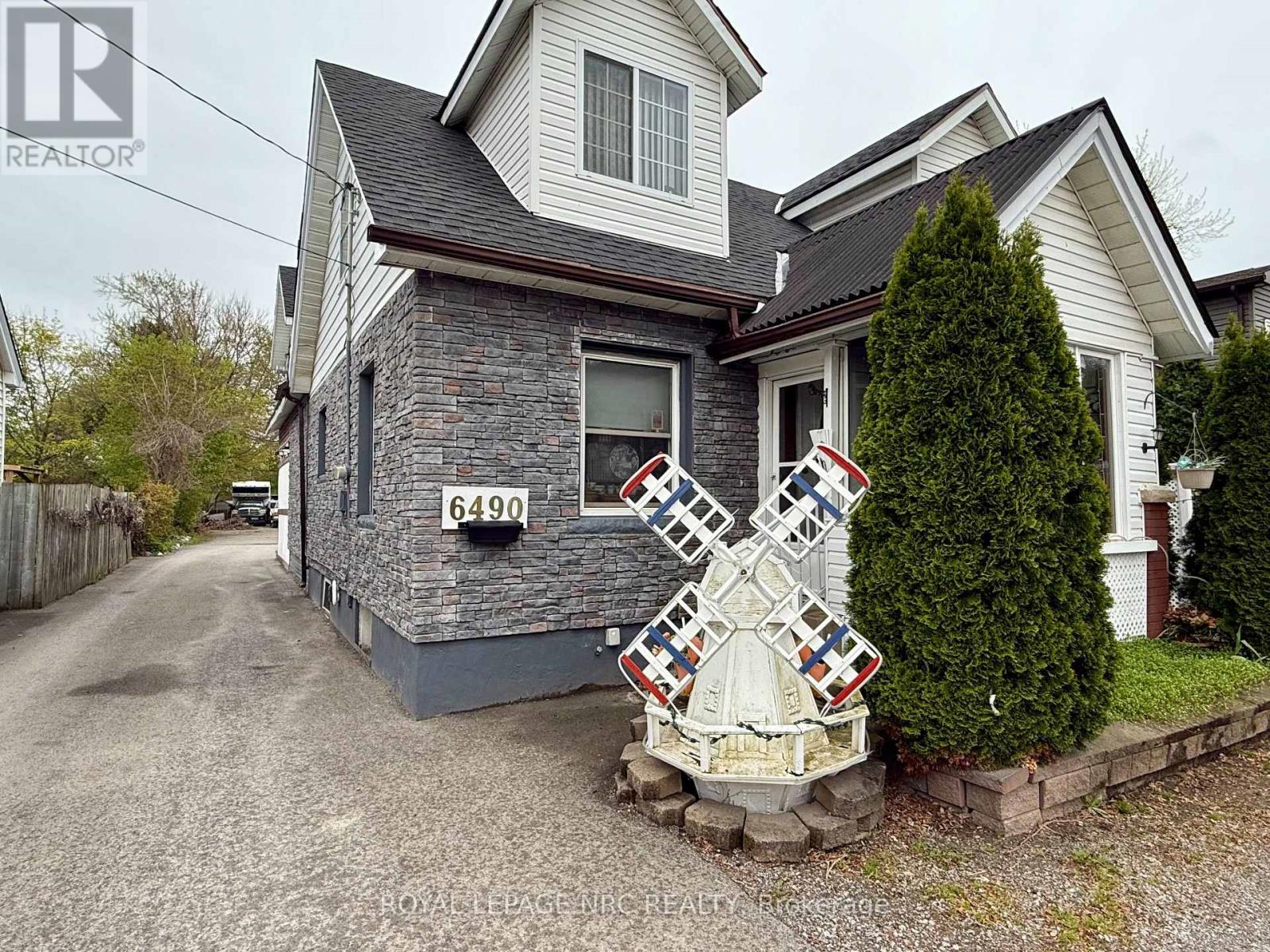 6490 Thorold Stone Road, Niagara Falls, Ontario  L2J 1B3 - Photo 2 - X12905350