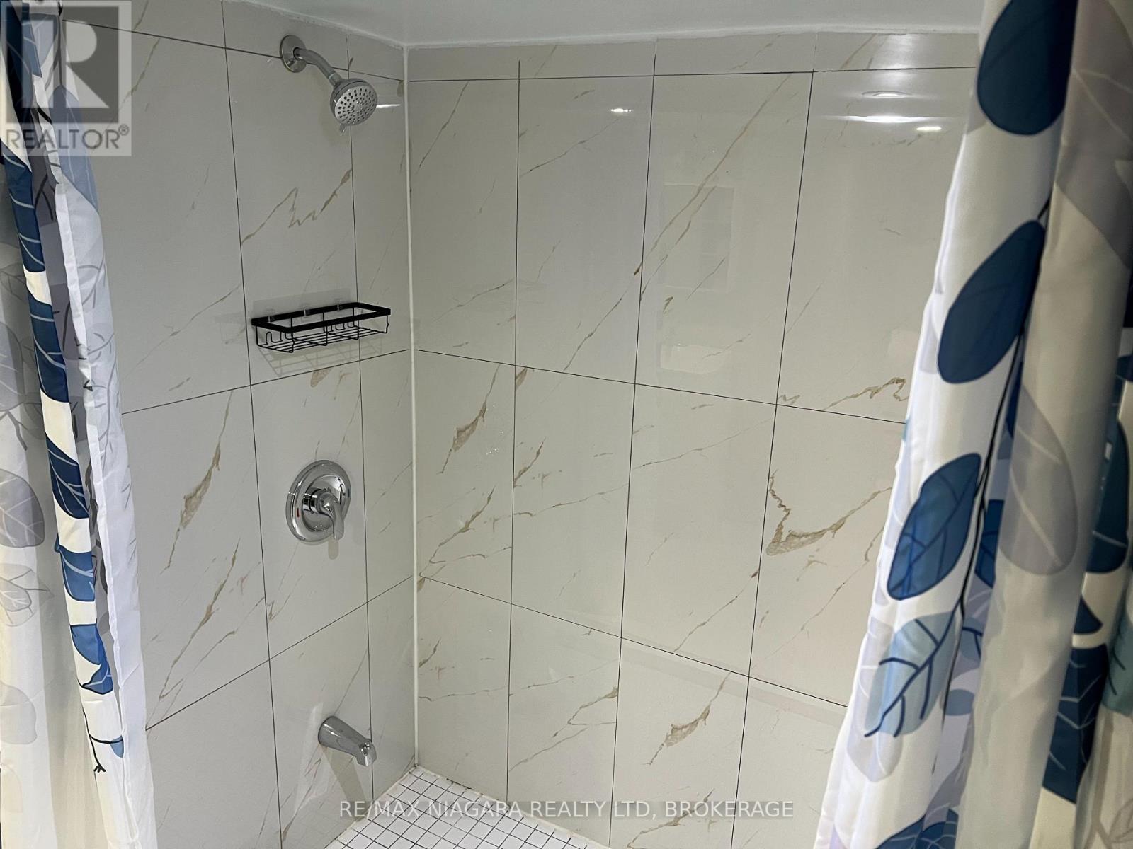 Lower Bedroom 2 - 3968 St Peter Street, Niagara Falls, Ontario  L2J 2N8 - Photo 10 - X12905378