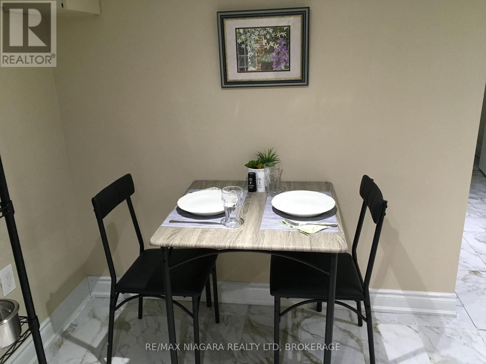 Lower Bedroom 2 - 3968 St Peter Street, Niagara Falls, Ontario  L2J 2N8 - Photo 18 - X12905378