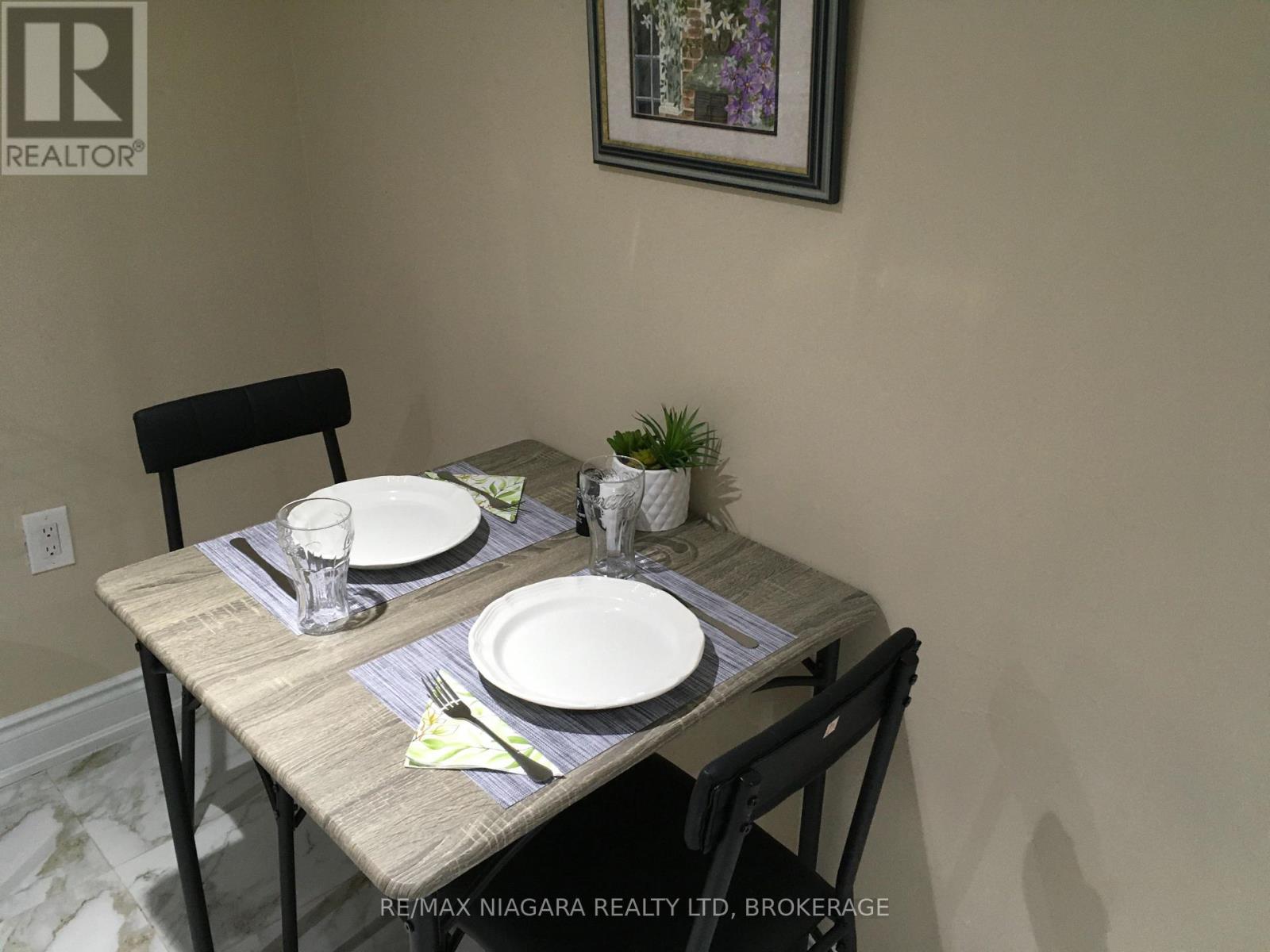 Lower Bedroom 2 - 3968 St Peter Street, Niagara Falls, Ontario  L2J 2N8 - Photo 19 - X12905378