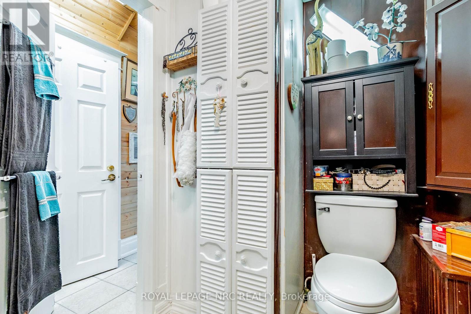 6490 Thorold Stone Road, Niagara Falls, Ontario  L2J 1B3 - Photo 24 - X12905382