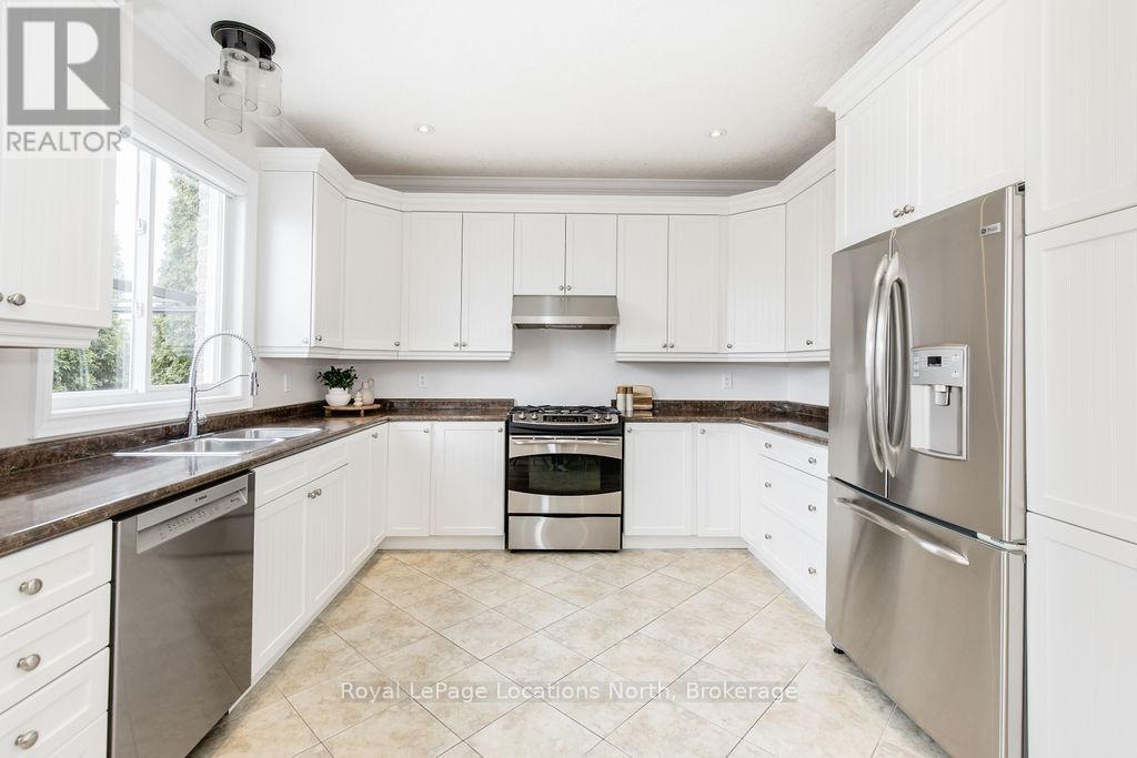 11 Dance Street, Collingwood, Ontario  L9Y 0H4 - Photo 11 - S12905368