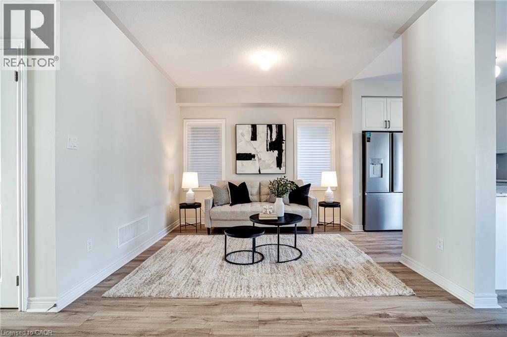 26 Bentgrass Drive, Welland, Ontario  L3B 0H3 - Photo 4 - 40813931