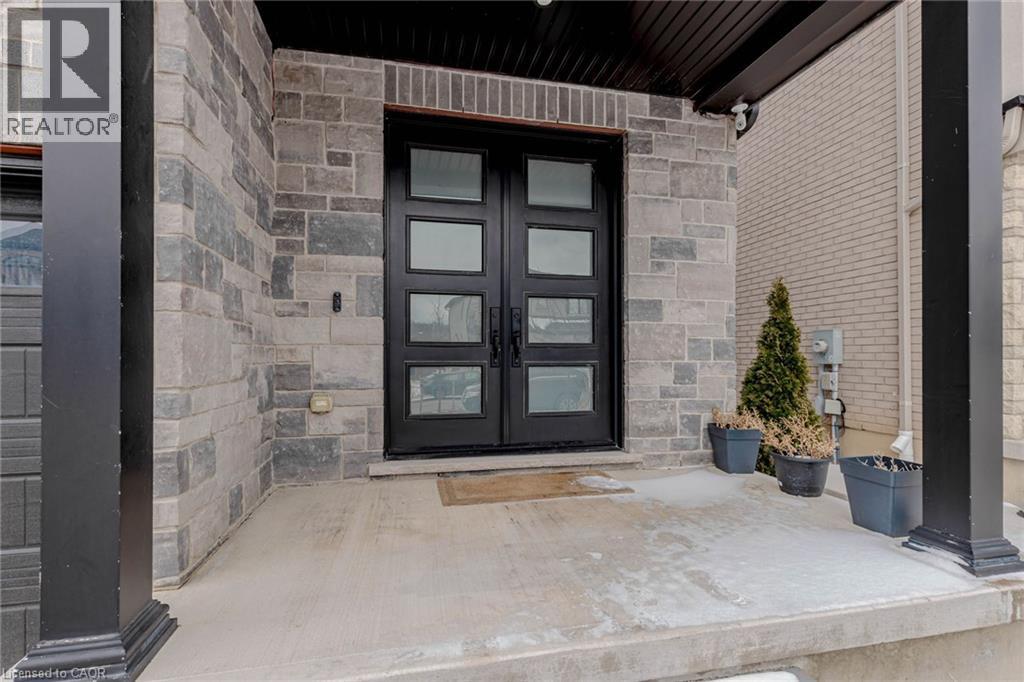 130 Pondcliffe Drive, Kitchener, Ontario N2R 0M4 - Photo 4 - 40813797