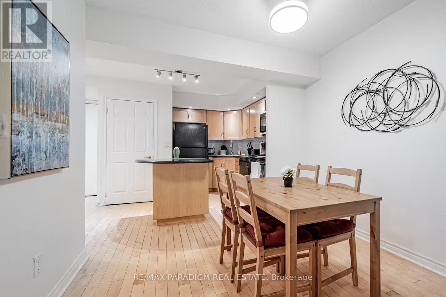 228 - 250 Wellington Street W, Toronto, Ontario  M5V 3P6 - Photo 16 - C12905380