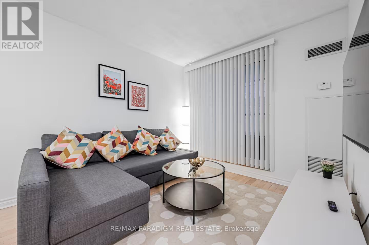 228 - 250 Wellington Street W, Toronto, Ontario  M5V 3P6 - Photo 3 - C12905380