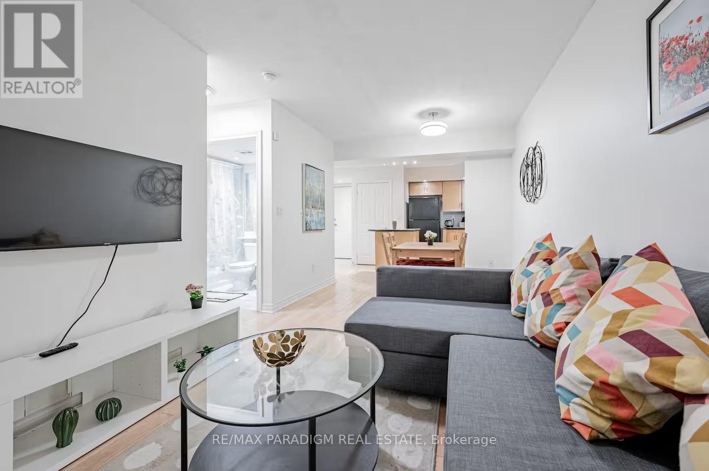 228 - 250 Wellington Street W, Toronto, Ontario  M5V 3P6 - Photo 6 - C12905380