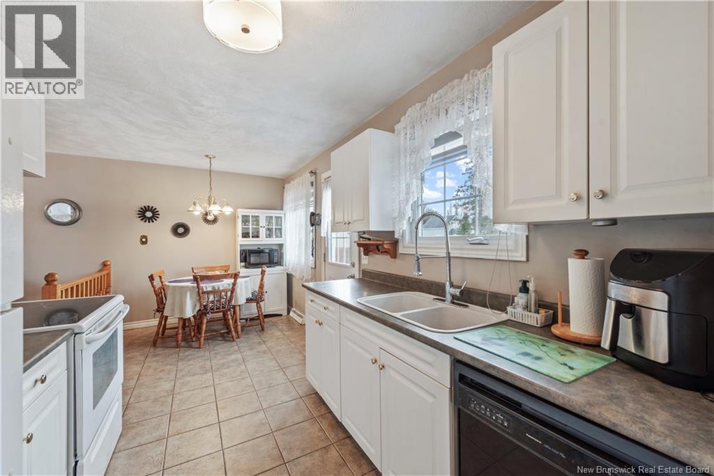 199 Cedar, Moncton, New Brunswick  E1C 7L6 - Photo 8 - NB135264