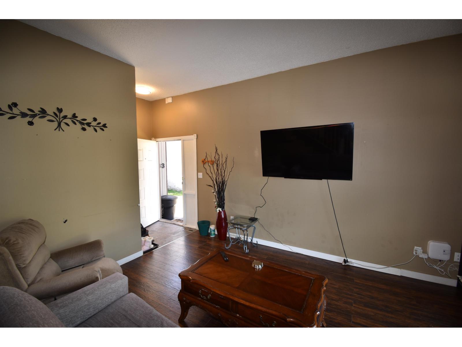 633 Douglas Street, Hope, Hope, British Columbia  V0X 1L0 - Photo 4 - R3100098