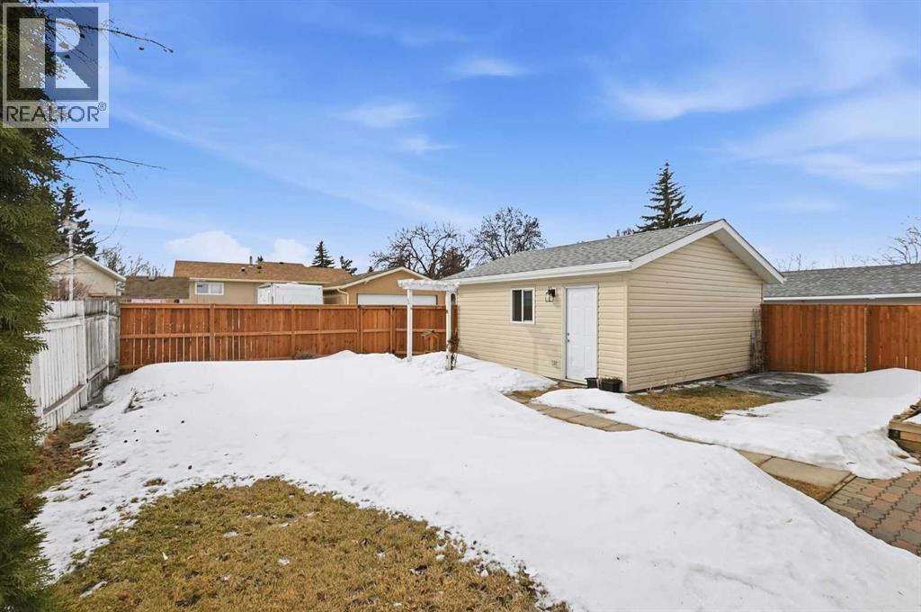 6 Orwell Close, Red Deer, Alberta T4N 5J2 - Photo 4 - A2290869