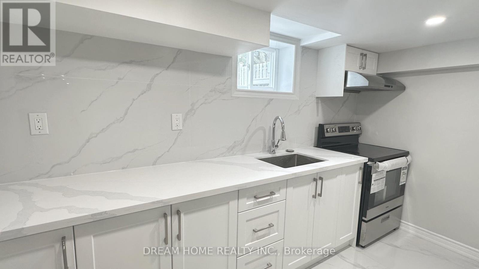 Basement #b - 6 Clementine Square, Toronto, Ontario M1G 2V7 - Photo 2 - E12905434
