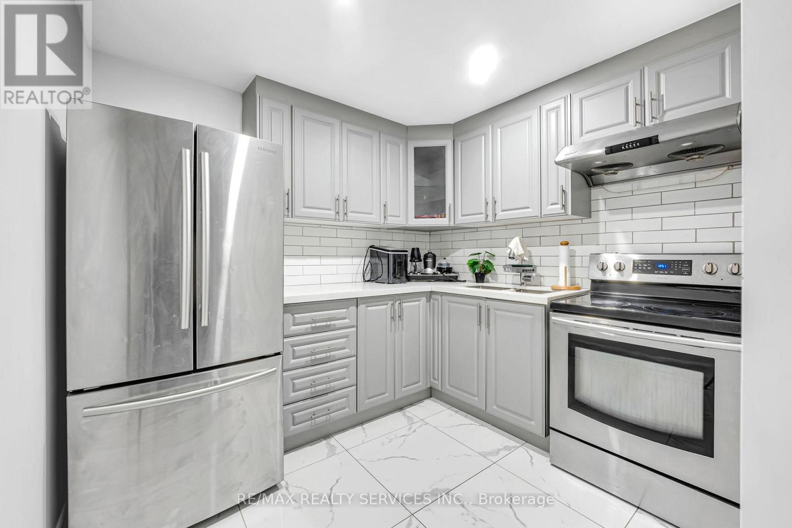 109 Millington Crescent, Ajax, Ontario  L1T 1R7 - Photo 11 - E12905450